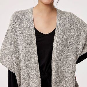 Aritzia Cape NWT